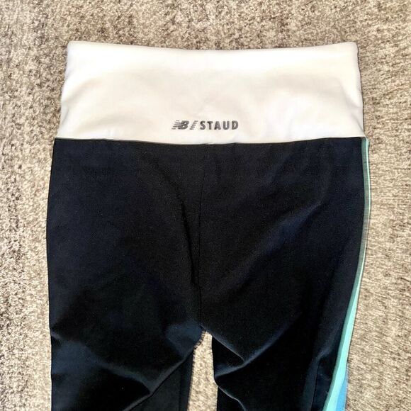 New Balance Women's Staud Striped Stretch Athletic Legging Pants in Black/Blue - Picture 7 of 7